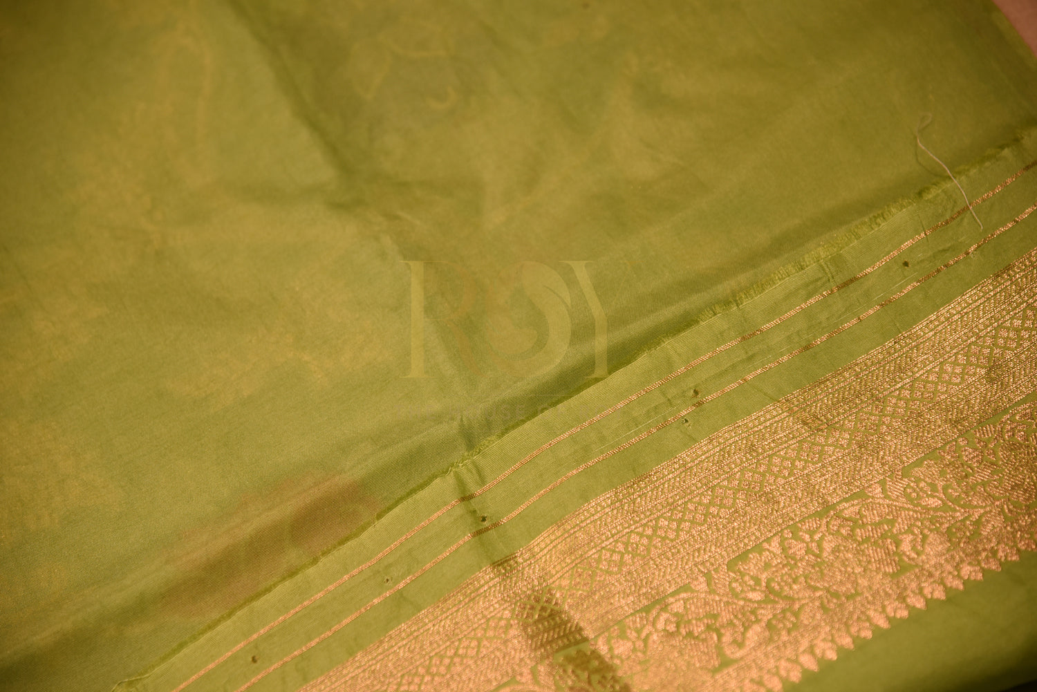 Banarasi kora silk Flu Green