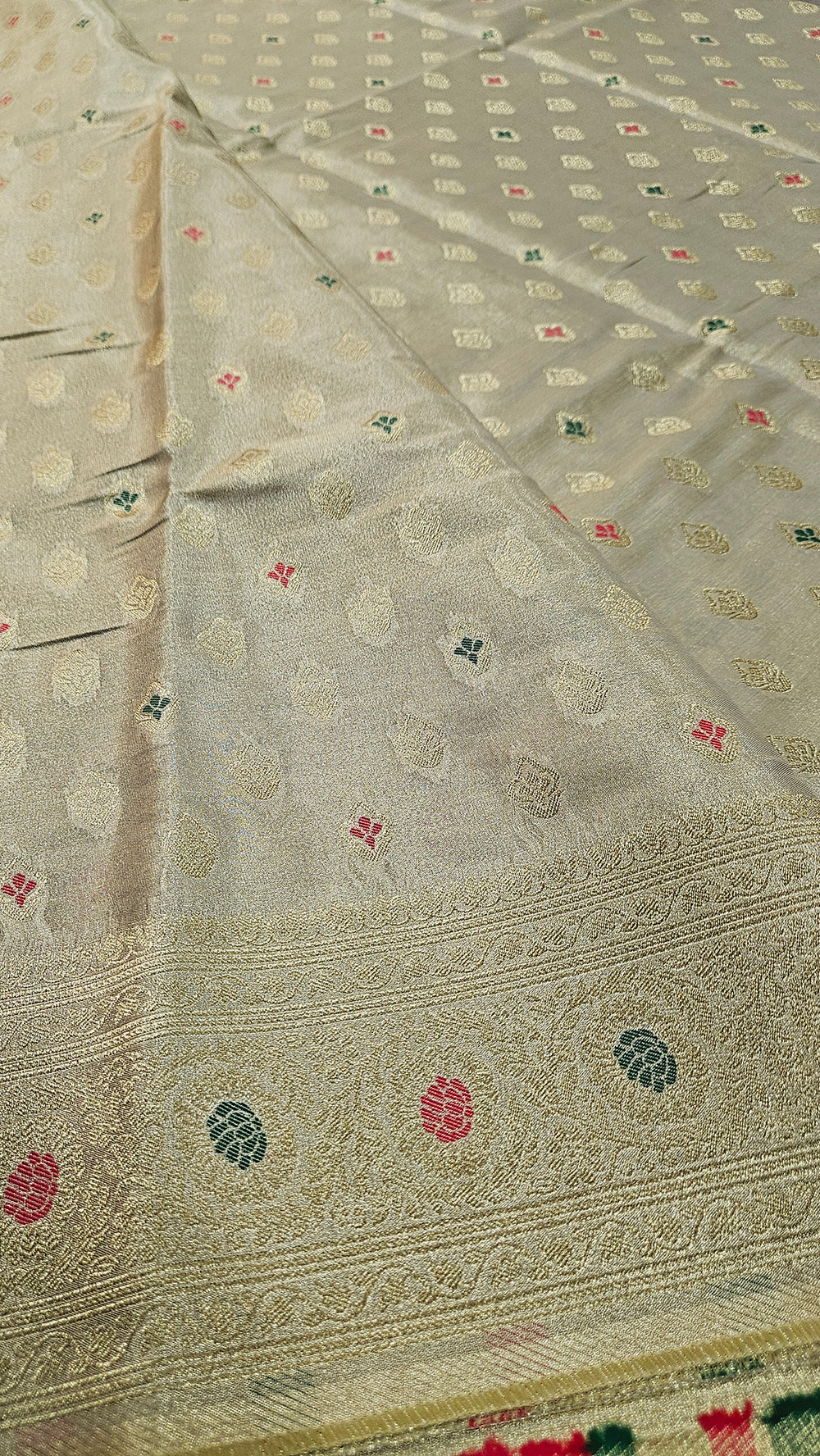 Banarasi tissue silk Gold