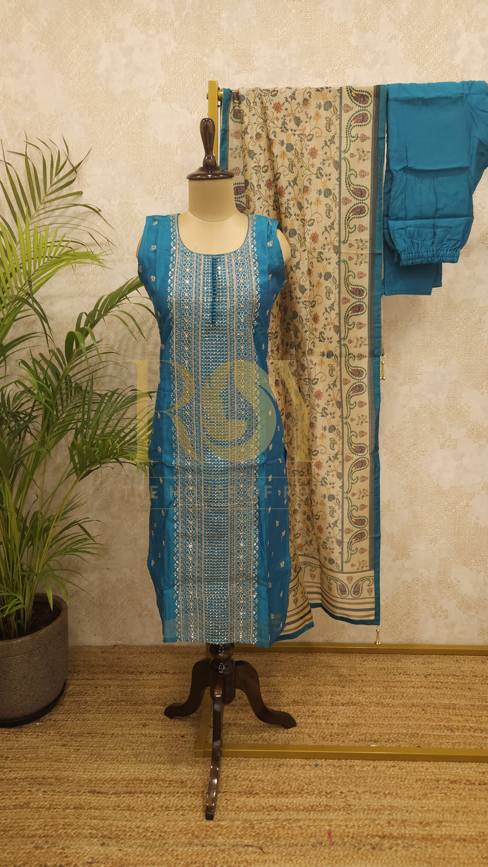 Firozi blue chudi set