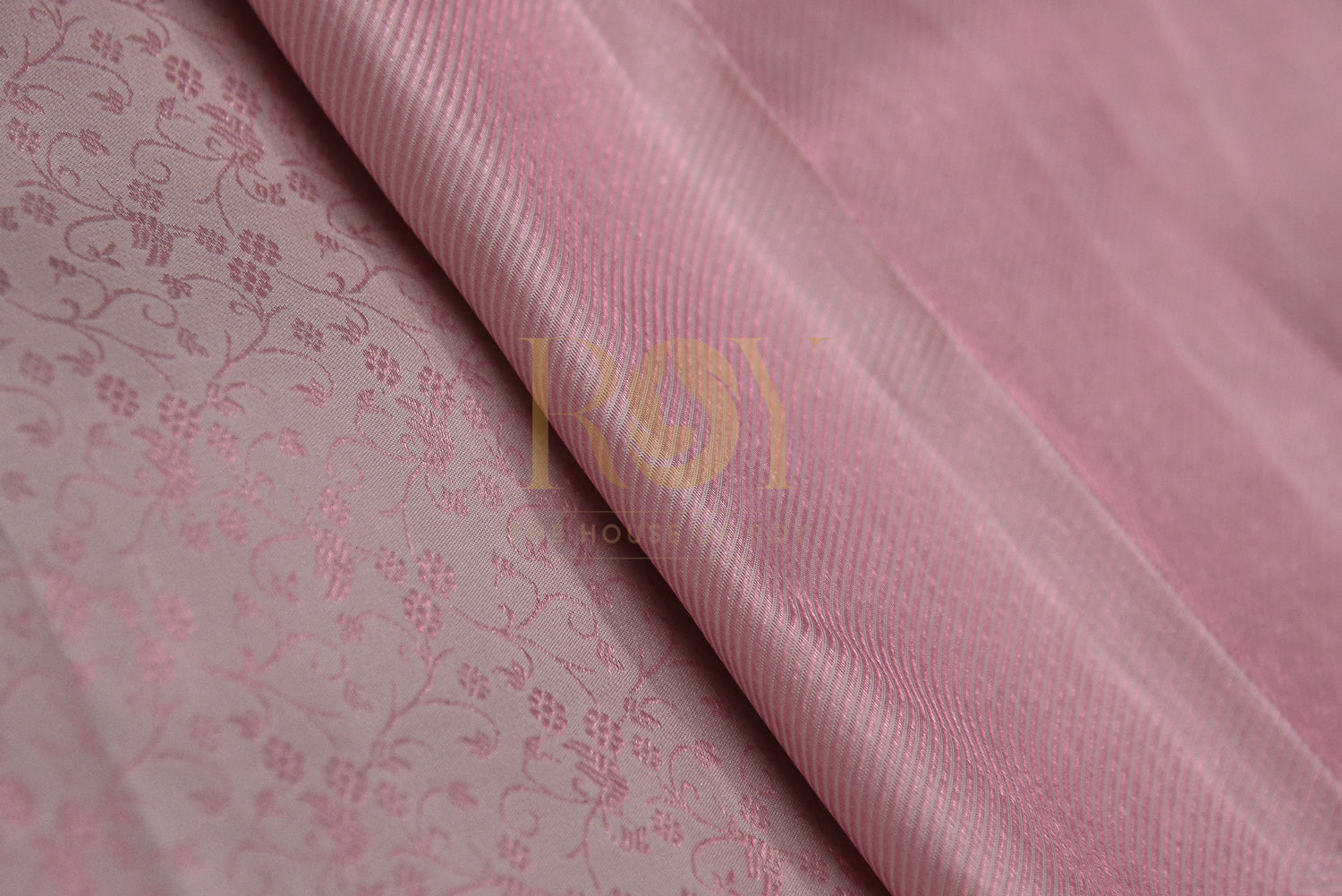 Ivory & Baby Pink Pure Kanchipuram Silk Saree with Zari Floral Jaal - Elegance Personified