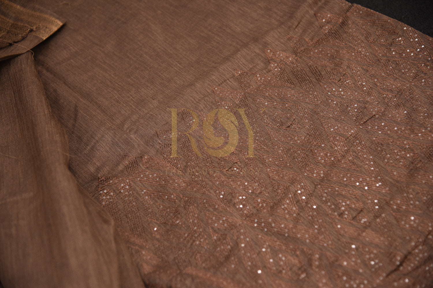 Jute Chandheri saree with intricate thread pattern