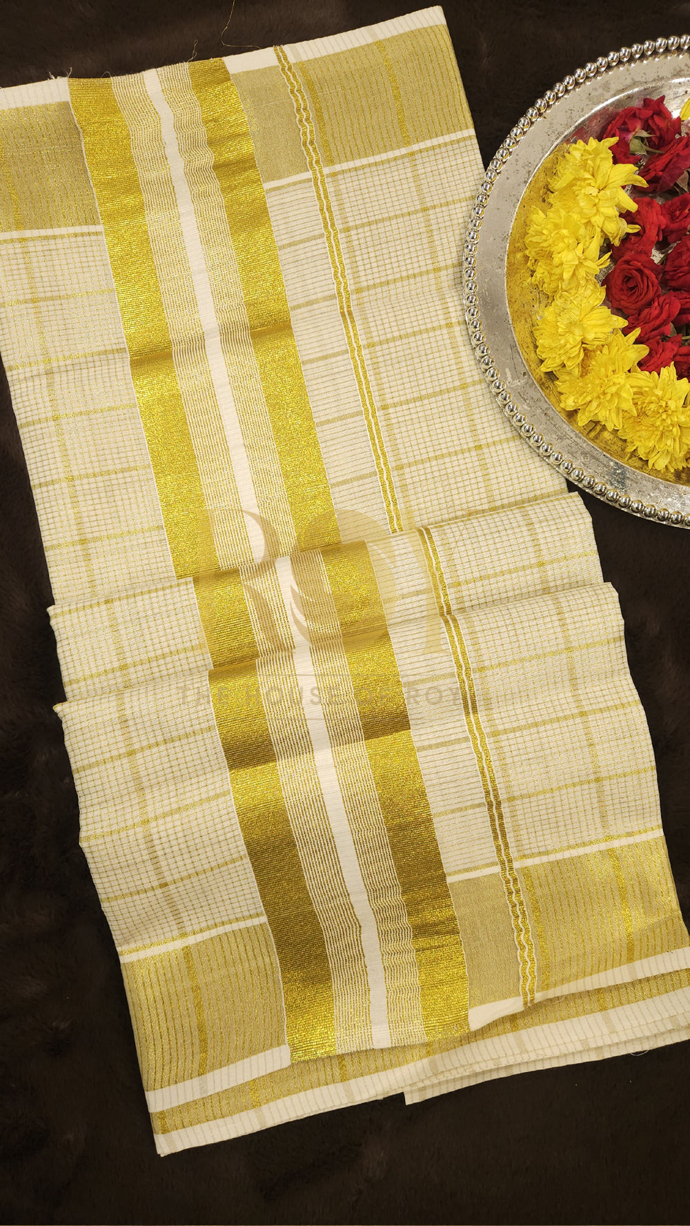 Kattam zari Kerala Kasavu saree