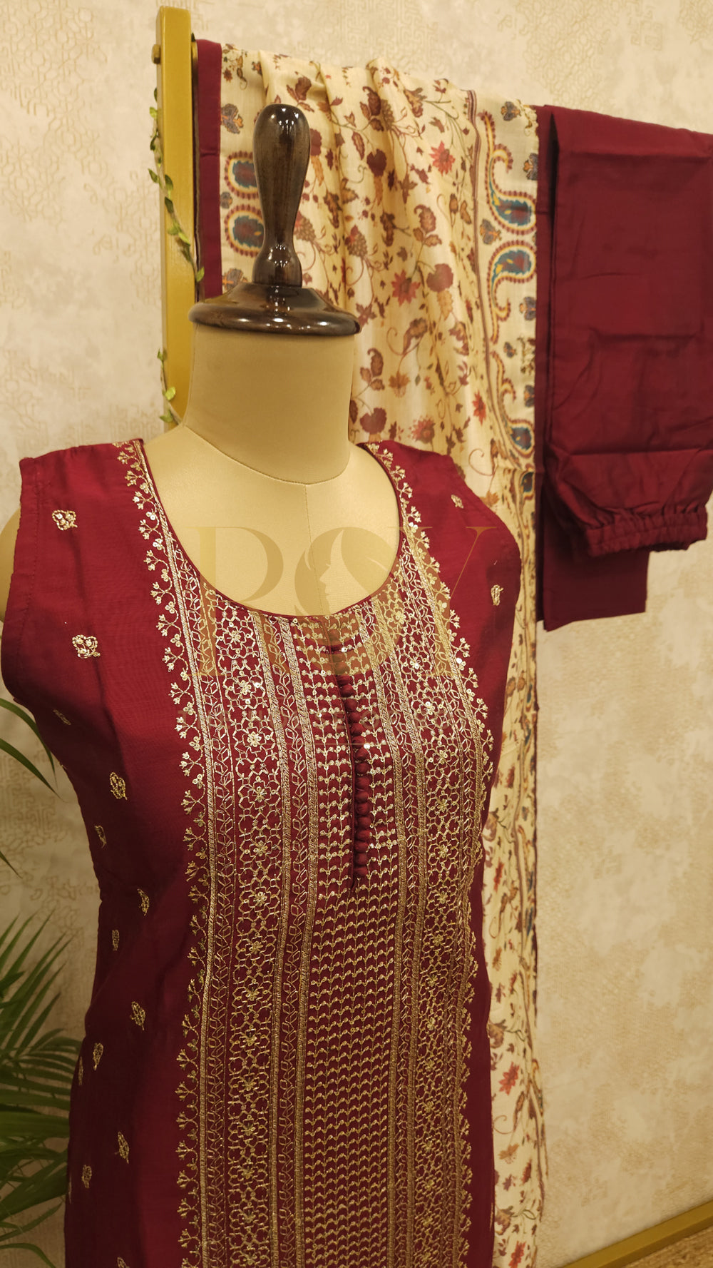 Maroon chudi set