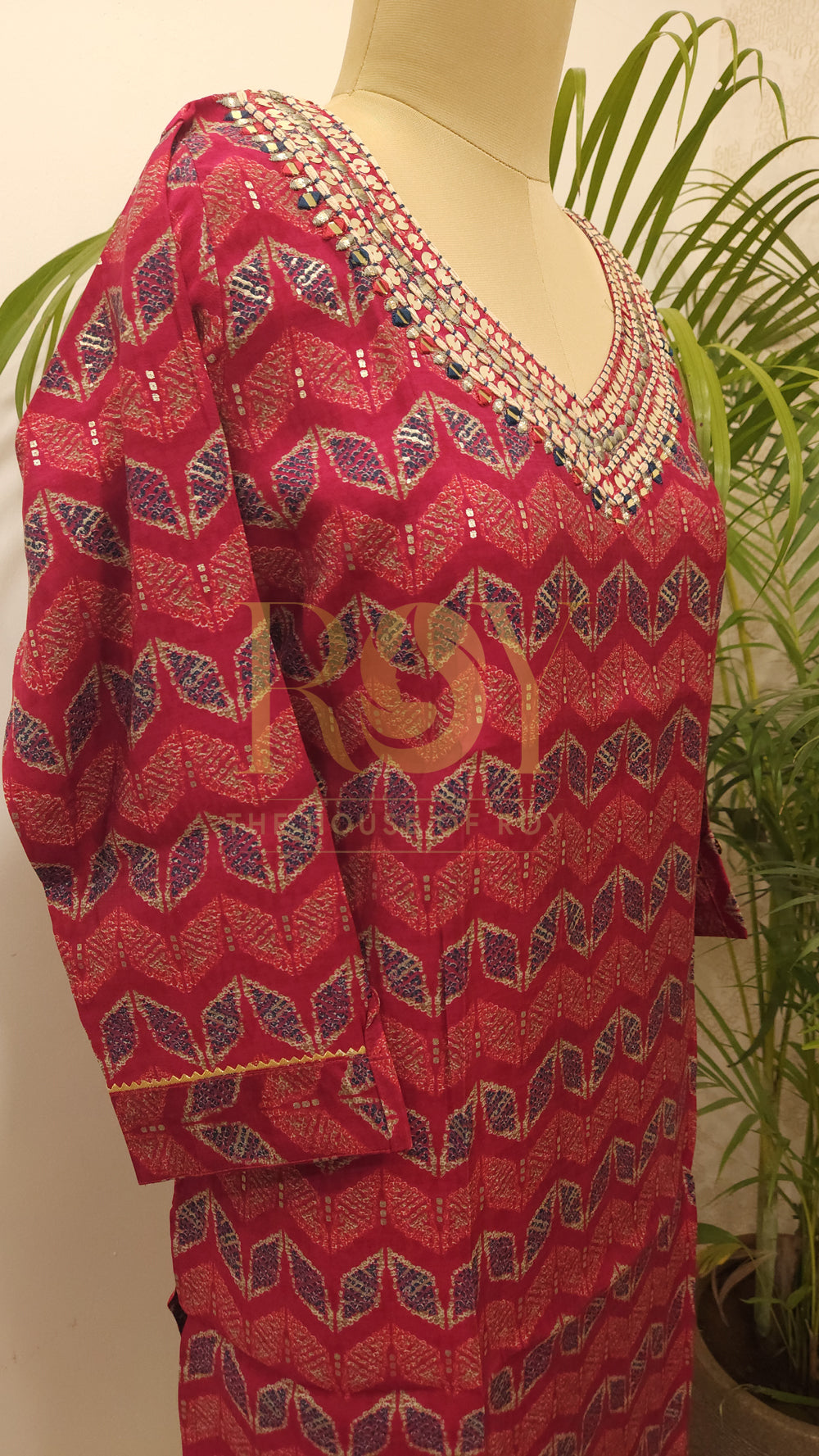 Pink v-neck work kurti