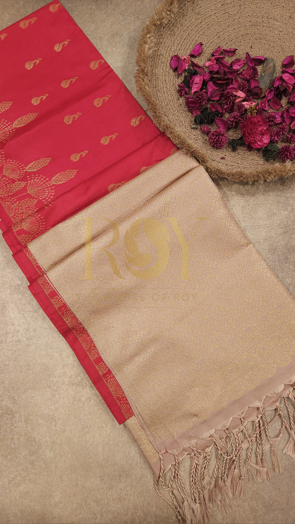 Red turning border soft silk