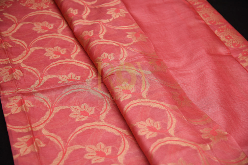 A zari woven on pure tussar