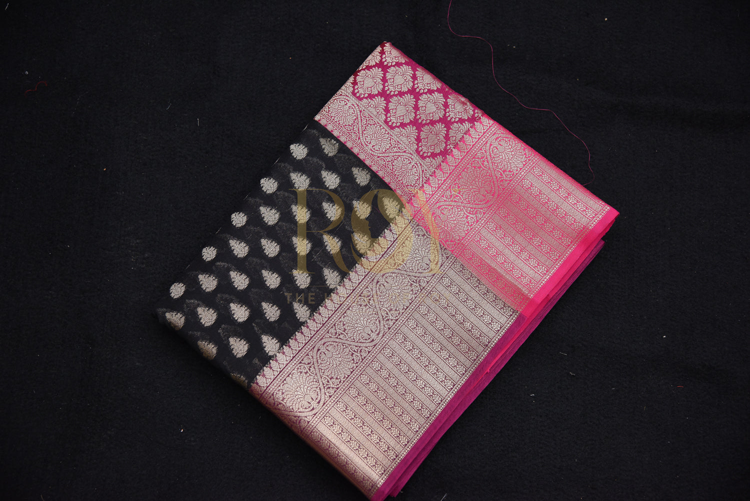 Banarasi Katan Silk Saree With Contrast Pallu black with pink