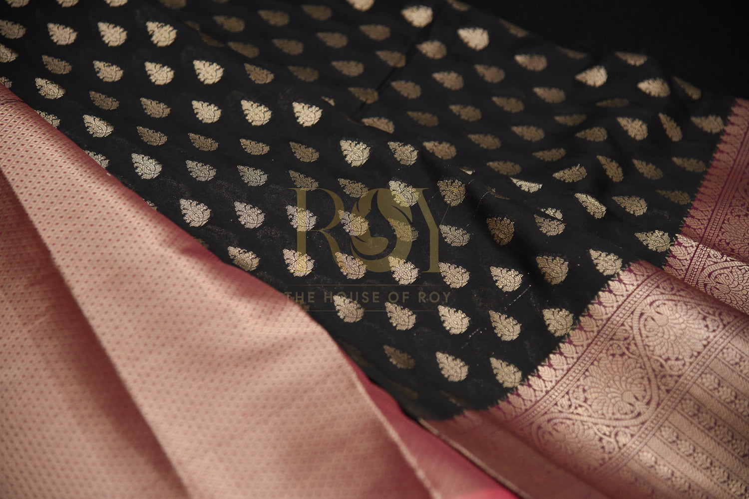 Banarasi Katan Silk Saree With Contrast Pallu black with pink