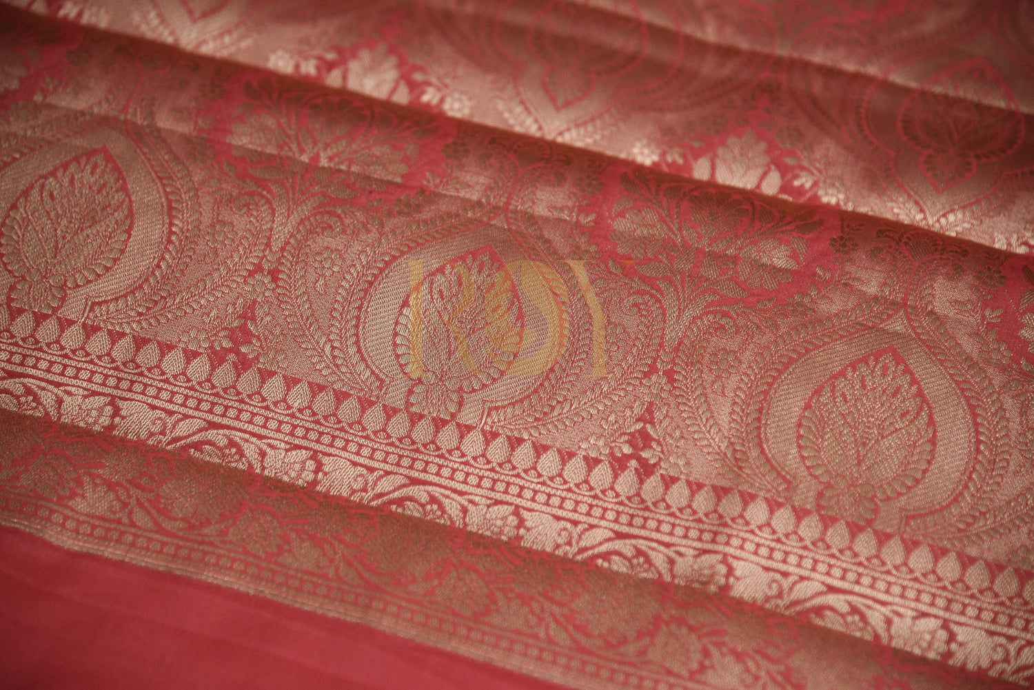 Traditional Banarasi Katan Silk Saree With Zari Butta coral