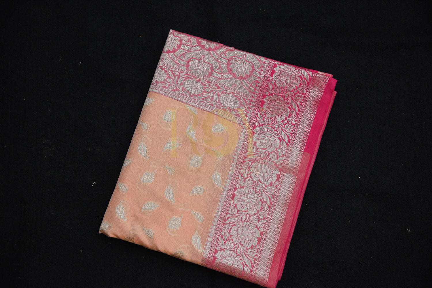 Banarasi Katan Silk Saree With Contrast Pallu peach with pink