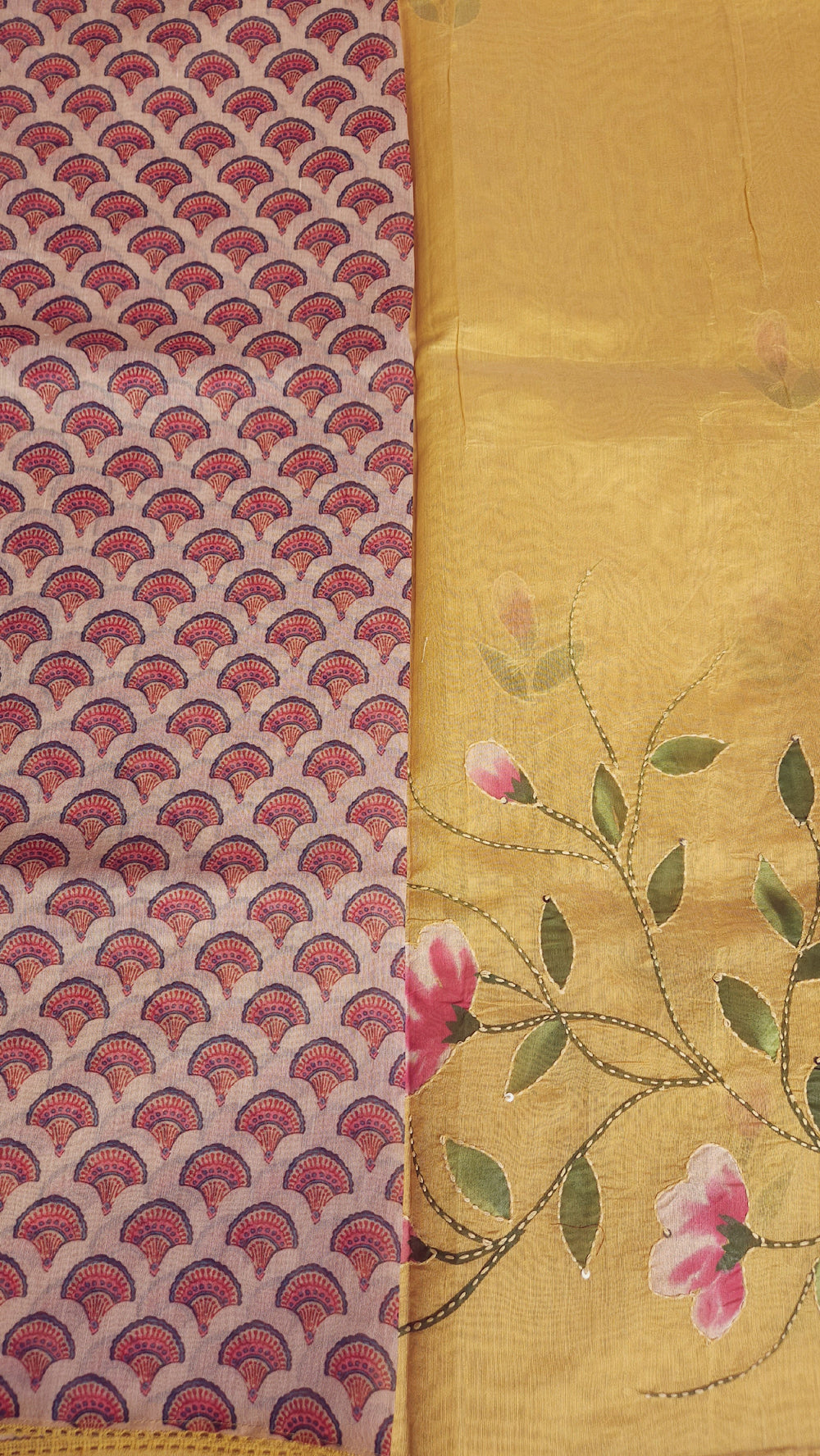 Exquisite Floral Design Chandheri Silk Cotton Saree pastel yellow