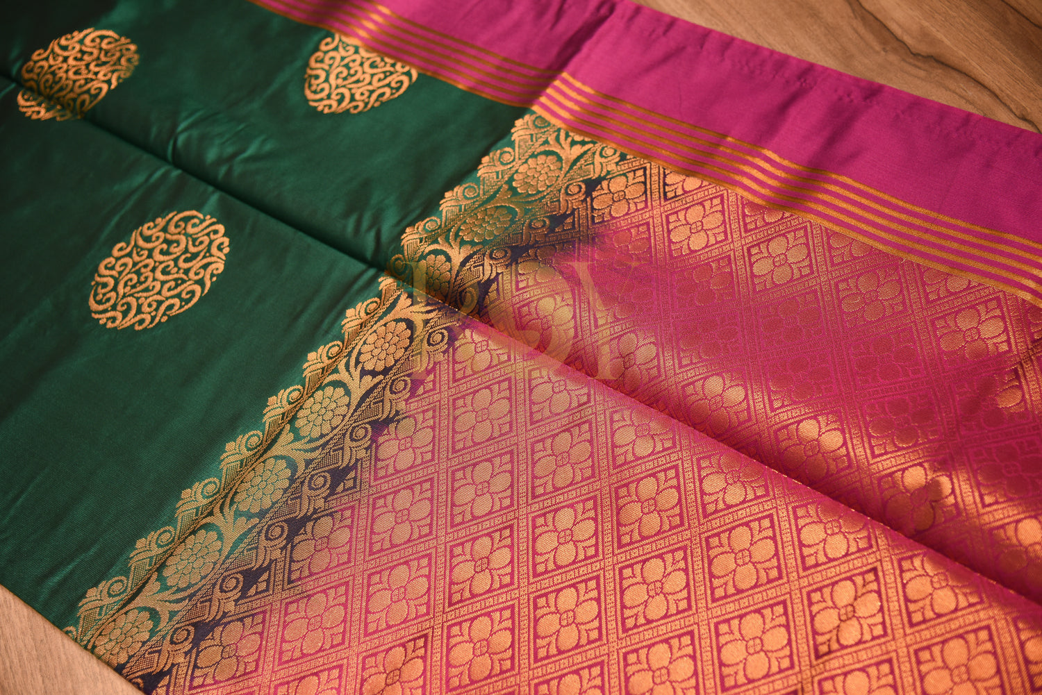 Soft silk saree with fancy sphere gold jari