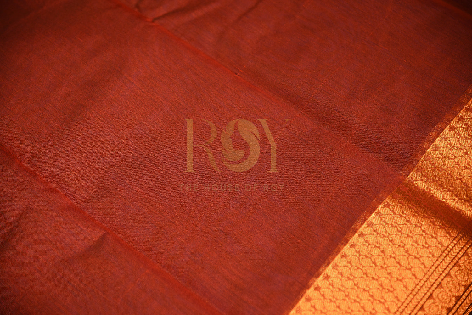 Cotton saree with fancy jari motif