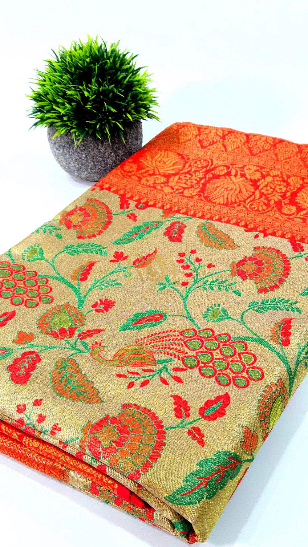 Peacock Jaal Silk Vermilon red