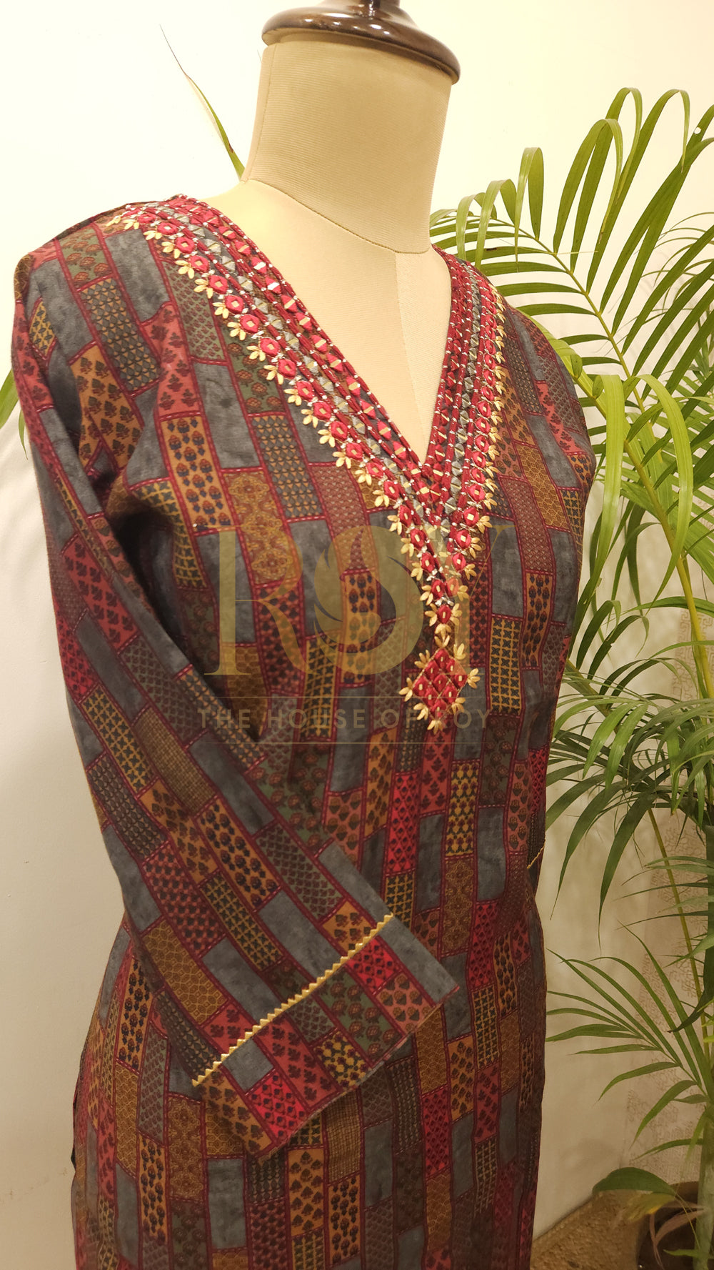 Embroidered maroon v- neck kurti