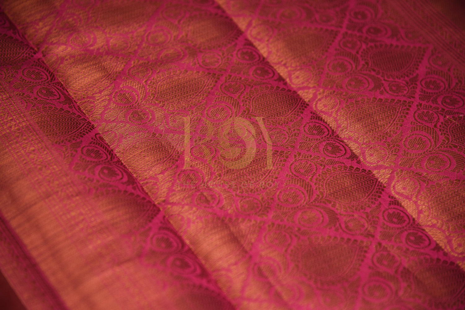 Mix Silk Cotton Saree With Geometric Pattern