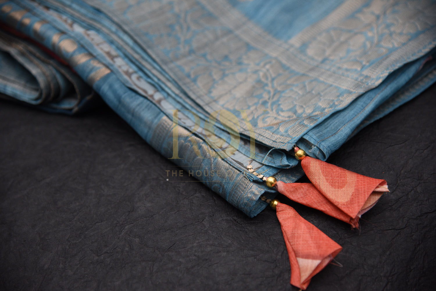 A multicolour saree with abstract print