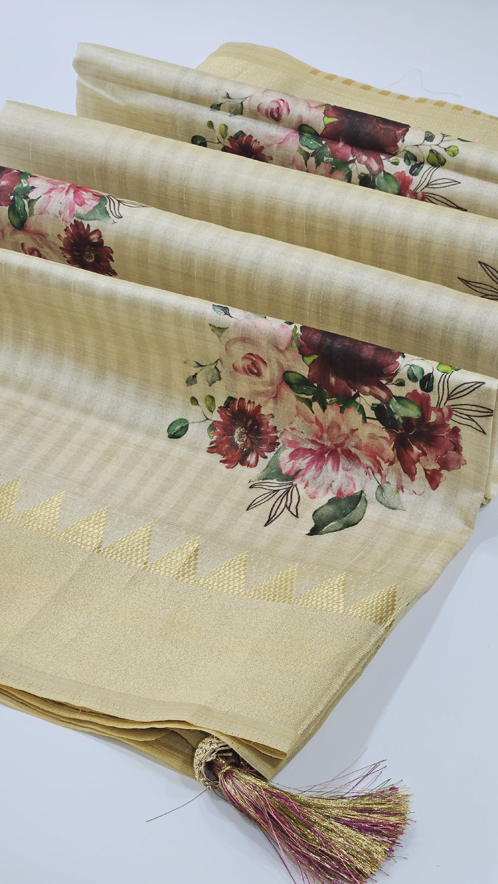 raw-silk-kasavu-saree-floral-prints