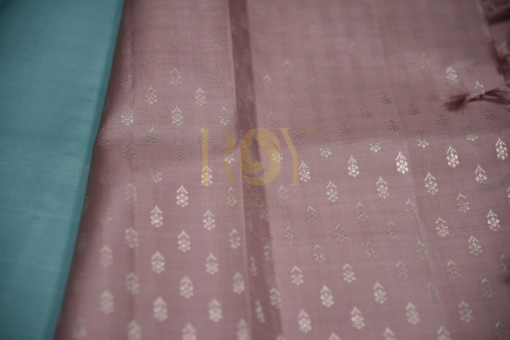 Borderless Pure Kanchipuram Silk Saree In Frozen Blue Colour